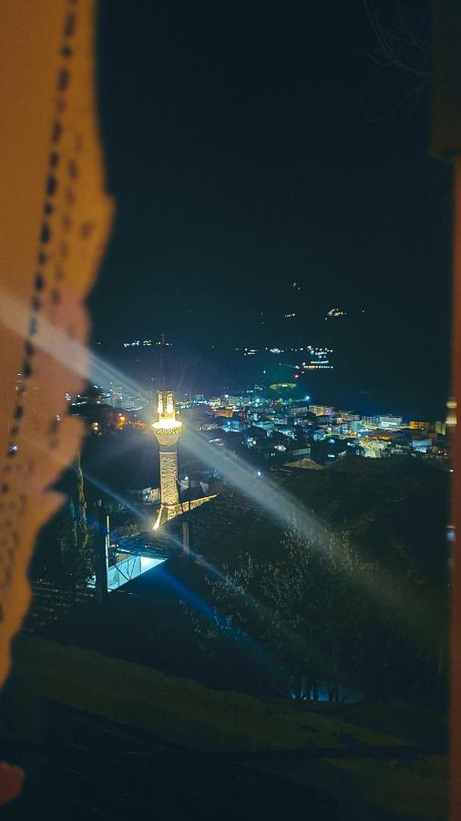 Clockwise Guestrooms Gjirokastër Exteriör bild