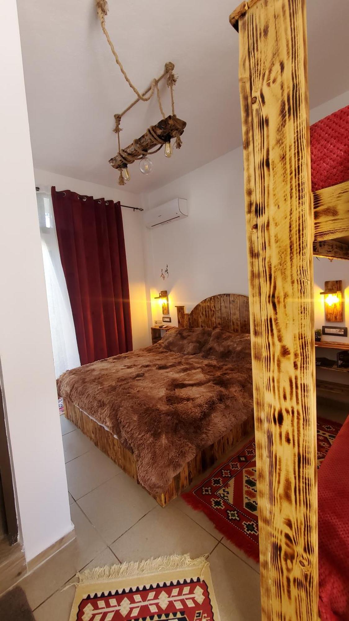 Clockwise Guestrooms Gjirokastër Rum bild